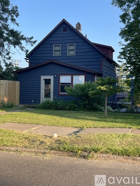 5128 Glendale Street 2 Beds Apartment for Rent