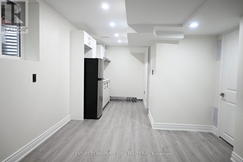 BASEMENT - 6 BINDER TWINE TRAIL 1 Apartment for Rent