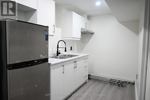 BASEMENT - 6 BINDER TWINE TRAIL 1 Apartment for Rent