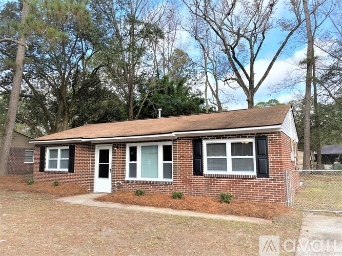 509 Eisenhower Dr 3 Beds Single Family Home for Rent - Photo gallery 3