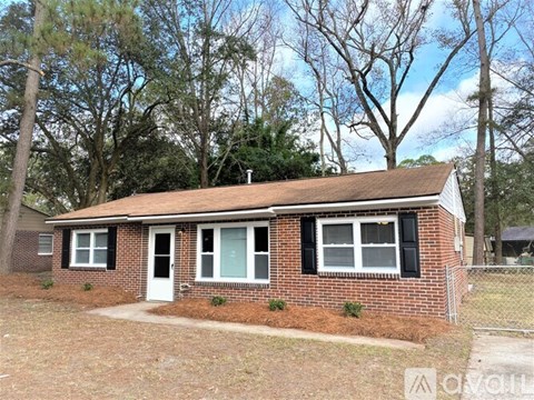 509 Eisenhower Dr 3 Beds Apartment for Rent