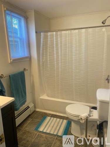 12 Seventh St 4 Beds Apartment for Rent