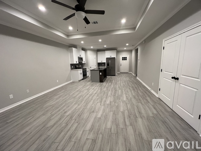411 Canal St 3 Beds Single Family Home for Rent - Photo gallery 2