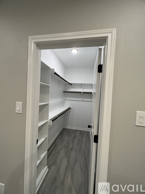 411 Canal St 3 Beds Single Family Home for Rent - Photo gallery 3