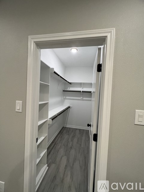 411 Canal St 3 Beds Apartment for Rent