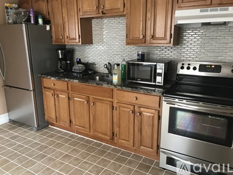 1008 South 7Th Street 2 Beds Apartment for Rent