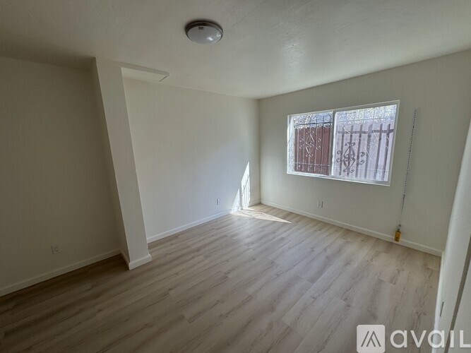 1600 63rd St 1 Apartment for Rent - Photo gallery 2