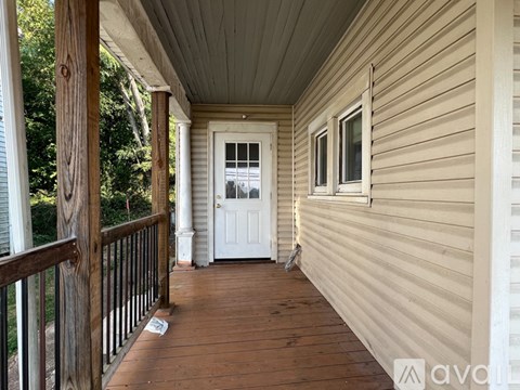729 Greene St 2 Beds Apartment for Rent