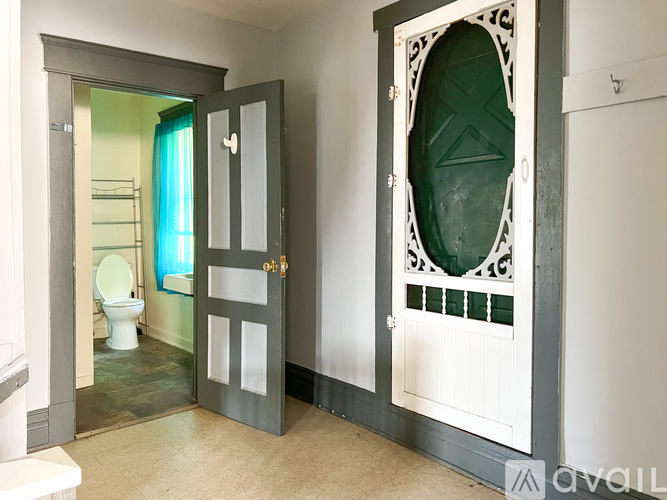 729 Greene St 2 Beds Apartment for Rent - Photo gallery 3