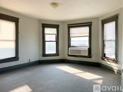 729 Greene St 2 Beds Apartment for Rent