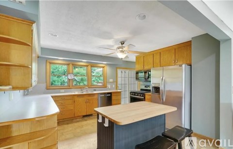 16100 Gleason Lake Road 3 Beds Apartment for Rent