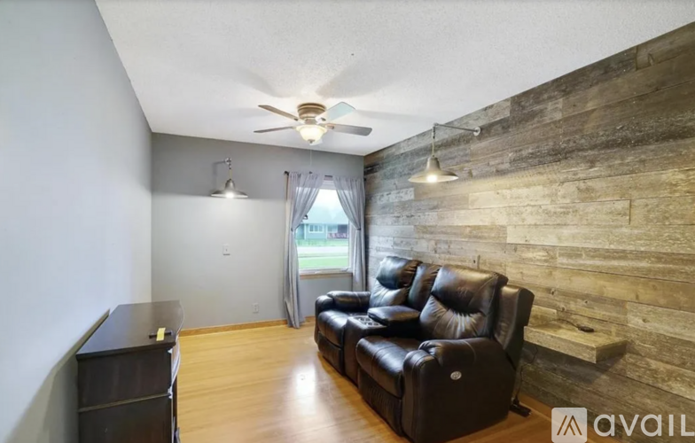 16100 Gleason Lake Road 3 Beds Single Family Home for Rent - Photo gallery 5