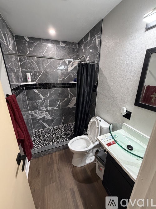 2402 Katherine Street 2 Beds Single Family Home for Rent - Photo gallery 1