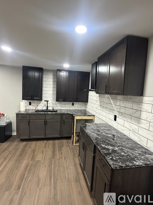 2402 Katherine Street 2 Beds Single Family Home for Rent - Photo gallery 3