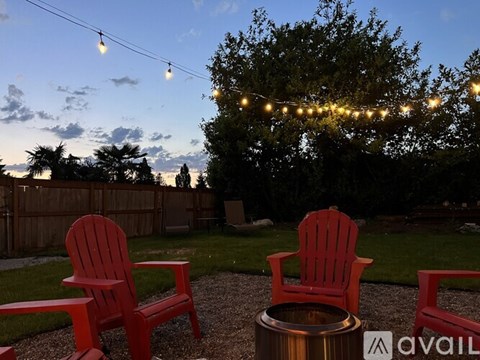 South 137Th Street 3 Beds Apartment for Rent