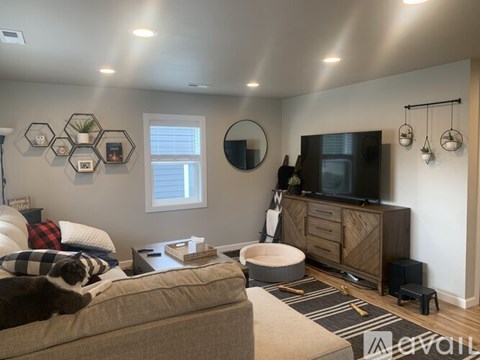 South 137Th Street 3 Beds Apartment for Rent
