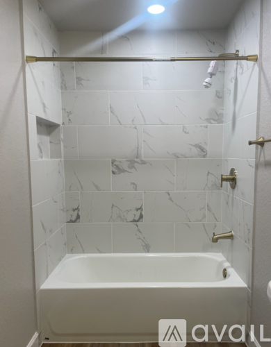 226 Laurel St 3 Beds Single Family Home for Rent - Photo gallery 4