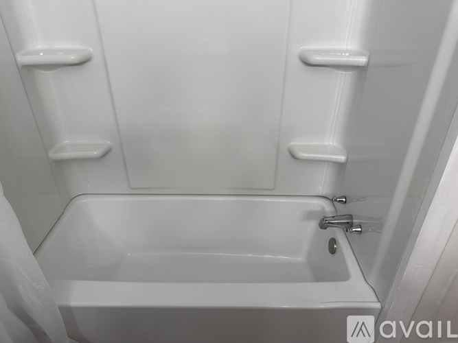 827 6th Avenue Southwest 3 Beds Single Family Home for Rent - Photo gallery 3