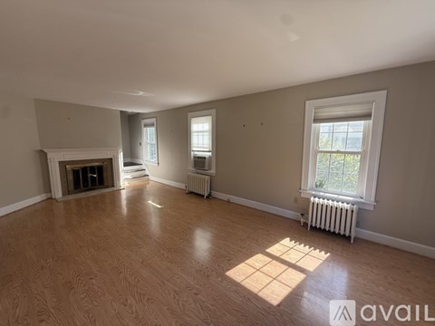 1130 S Country Club Dr 3 Beds Apartment for Rent