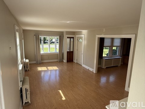 1130 S Country Club Dr 3 Beds Apartment for Rent