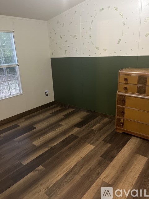 907 South Weeks Street 3 Beds Apartment for Rent
