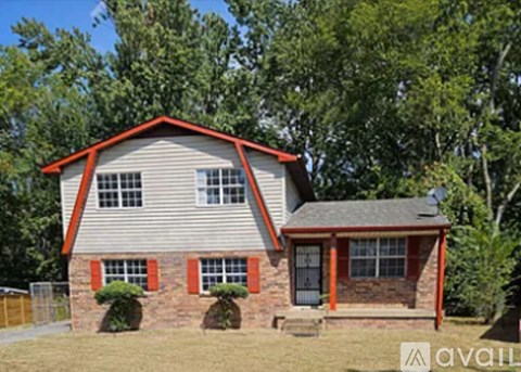 121 Apollo Court West 4 Beds Apartment for Rent