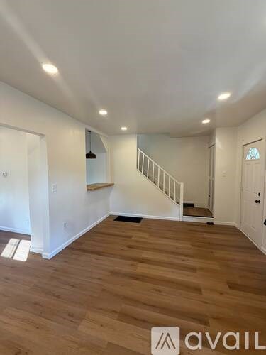Freeman St 3 Beds Apartment for Rent