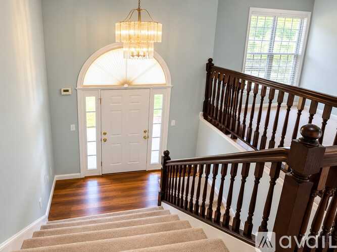 Fallbrook Drive Northwest 5 Beds Single Family Home for Rent - Photo gallery 2