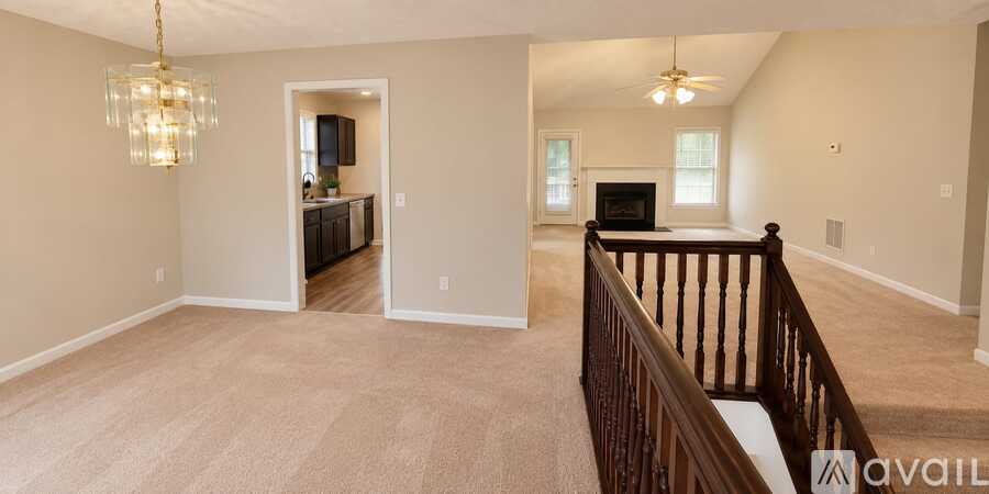 Fallbrook Drive Northwest 5 Beds Single Family Home for Rent - Photo gallery 3