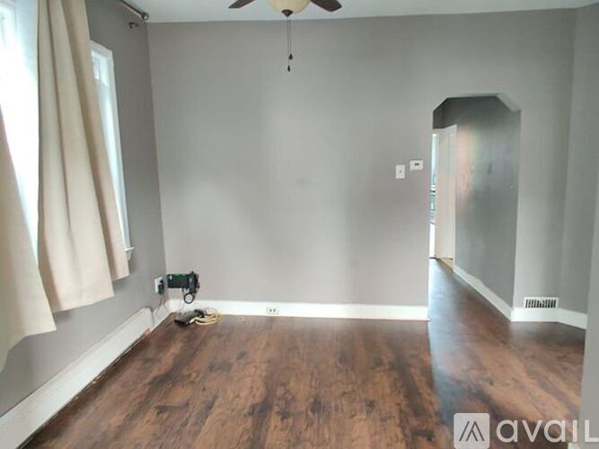 176 Armstrong Ave 3 Beds Apartment for Rent - Photo gallery 5