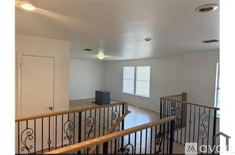 9113 Goldenview Drive 4 Beds Apartment for Rent