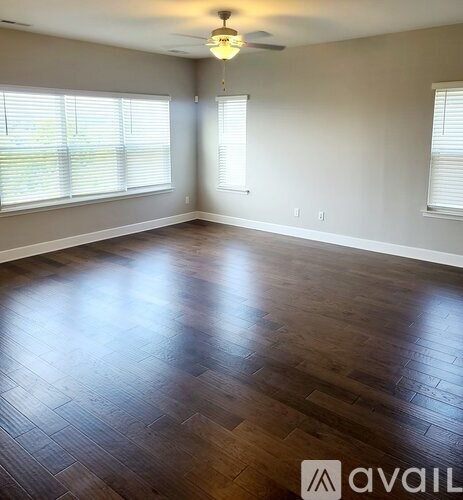 7052 Shelton Ln 5 Beds Apartment for Rent