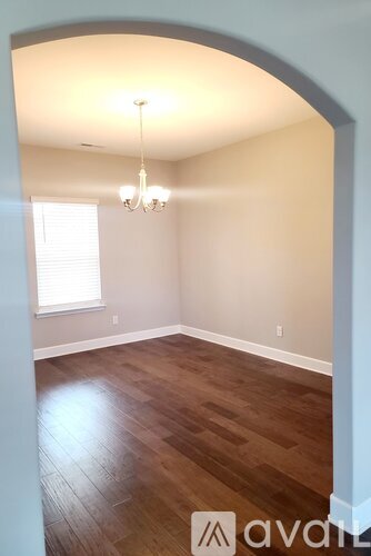 7052 Shelton Ln 5 Beds Single Family Home for Rent - Photo gallery 3
