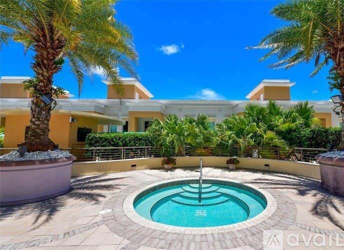 800 North Tamiami Trail 2 Beds Condo for Rent - Photo gallery 3