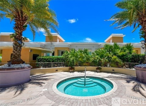 800 North Tamiami Trail 2 Beds Apartment for Rent