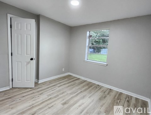 1744 E 21St St 2 Beds Apartment for Rent