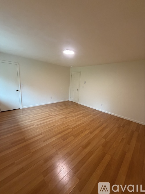 5803 Kitsap Way 2 Beds Townhouse for Rent - Photo gallery 1