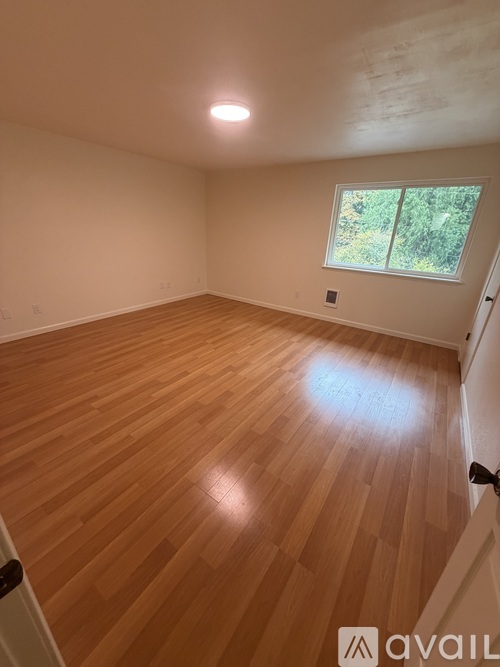 5803 Kitsap Way 2 Beds Townhouse for Rent - Photo gallery 2