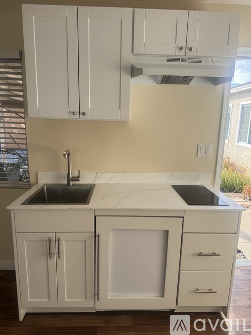 7209 Rosemary Lane Studio Apartment for Rent - Photo gallery 2