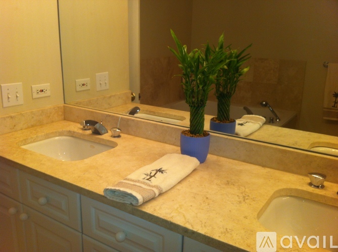 640 McHenry Road 2 Beds Condo for Rent - Photo gallery 3