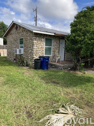 42 Cypress St 1 Single Family Home for Rent - Photo gallery 1