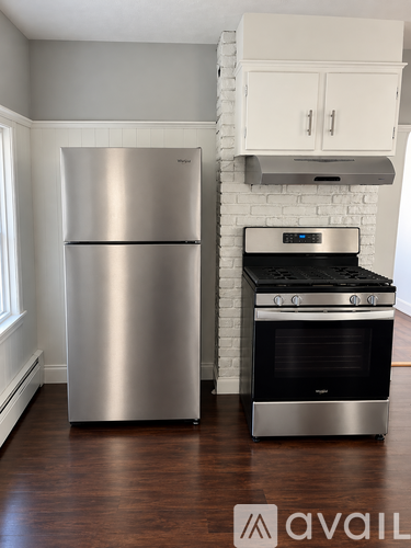 37 Warren Avenue 3 Beds Apartment for Rent - Photo gallery 3