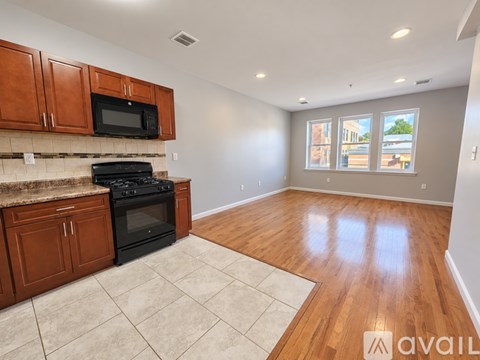 5 Hayward St 2 Beds Apartment for Rent