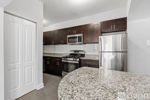1608 W Sherwin Ave Studio Apartment for Rent
