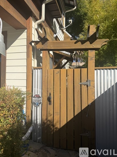 629 19Th St 1 Apartment for Rent