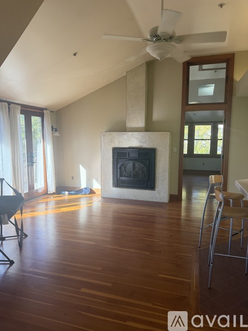 629 19th St 1 Apartment for Rent - Photo gallery 5