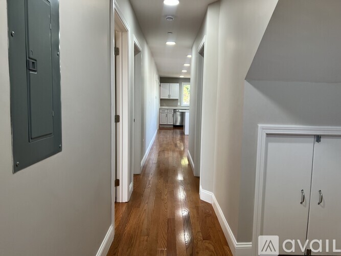 58 Robin Street 3 Beds Condo for Rent - Photo gallery 2