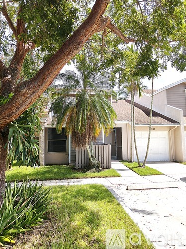 15747 Woodgate Pl 3 Beds Townhouse for Rent - Photo gallery 1