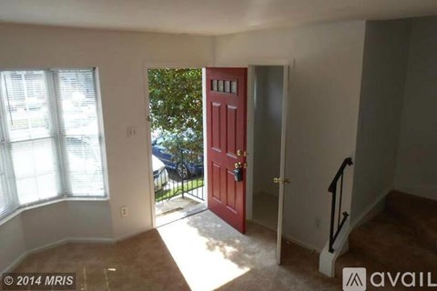 5507 Woodlawn Manor Ct 3 Beds Apartment for Rent
