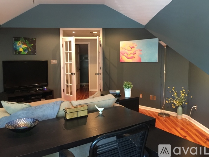1343 Winter Street 4 Beds Single Family Home for Rent - Photo gallery 3